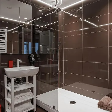 Butas Sky Chocolate Jacuzzi Sauna 30 Floor Klaipeda