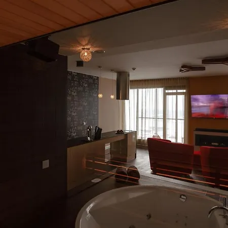 Butas Sky Chocolate Jacuzzi Sauna 30 Floor