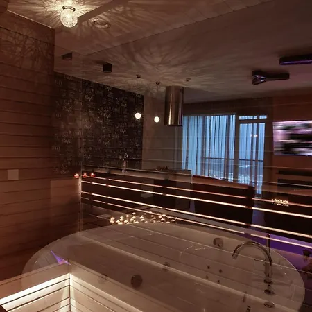 Butas Sky Chocolate Jacuzzi Sauna 30 Floor *