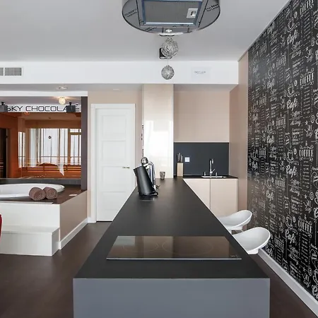 Butas Sky Chocolate Jacuzzi Sauna 30 Floor Klaipeda